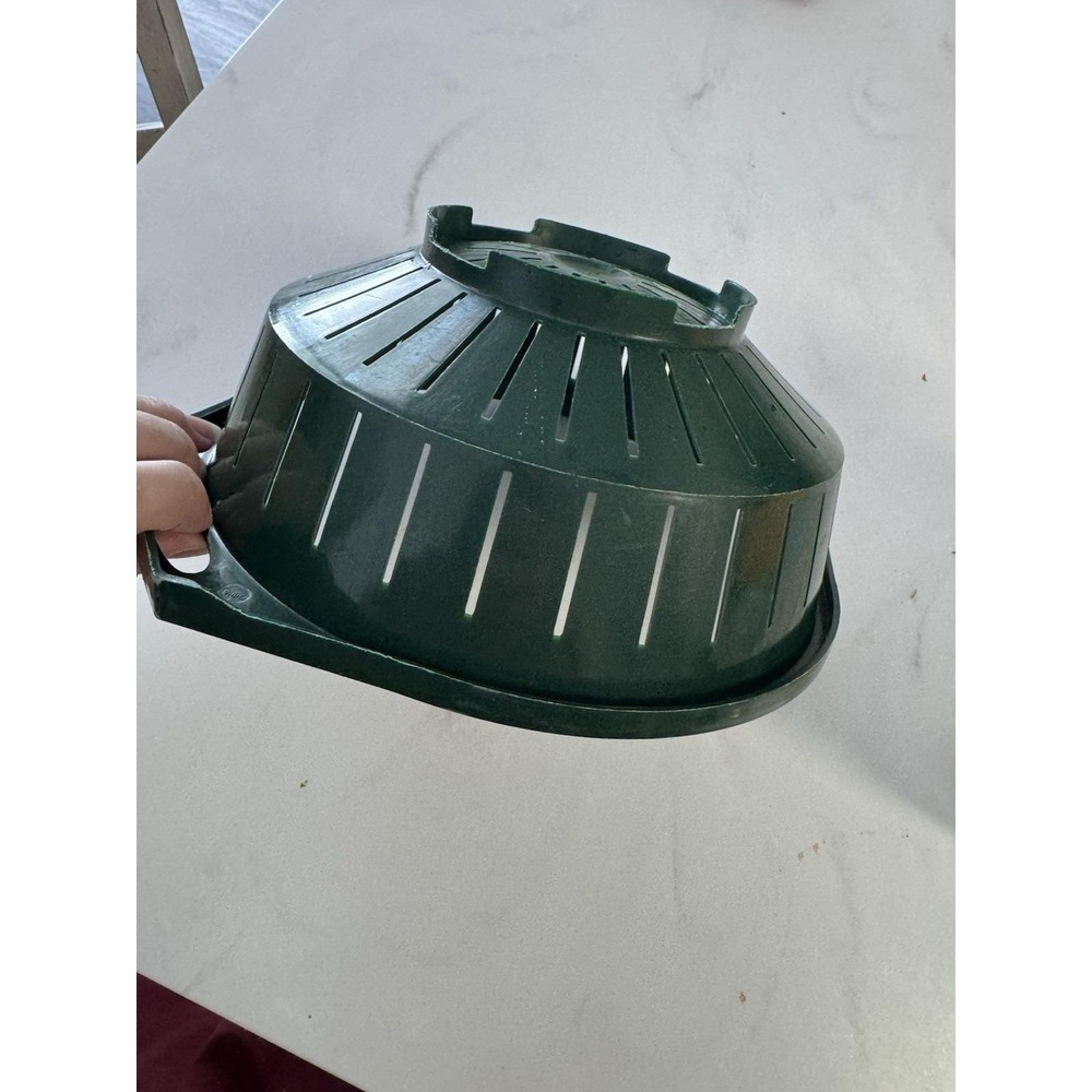 Vintage Colander Green Hard Plastic Durable Timeless Throw Back Great Condition - Picture 6 of 12